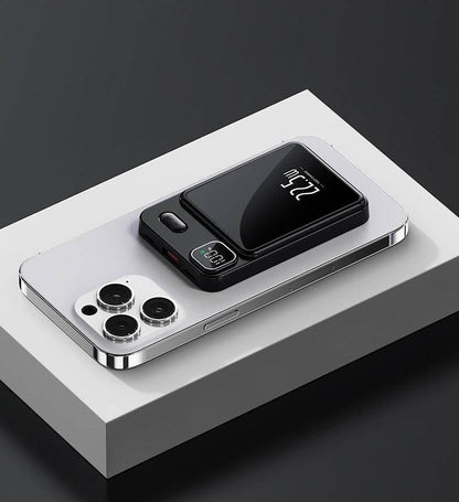 Lightweight Magnetic Wireless 22W Fast Charge Power Bank Charging Mobile Power Supply - LizzCart